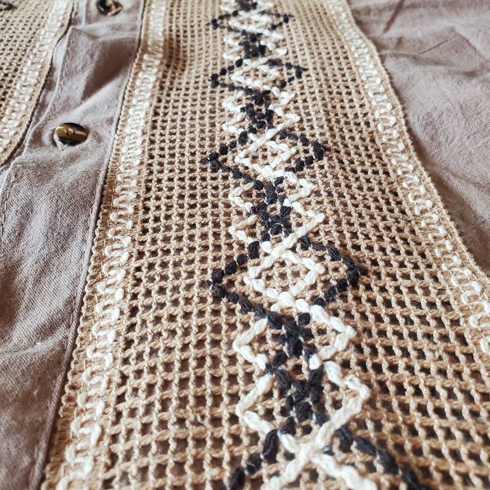 Mens Traditional Guayabera Top Taupe Embroidered Short Sleeve Band Collar Shirt - Picture 3 of 6